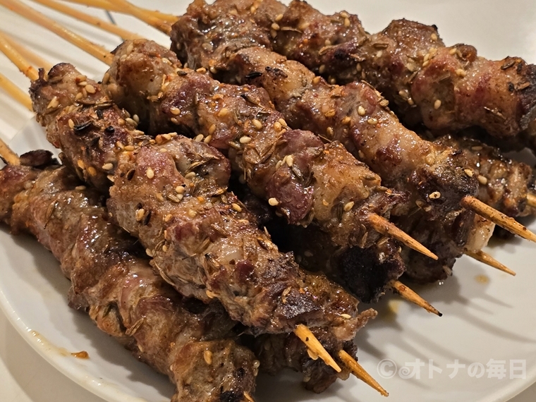 美味しん坊　神田　味坊　中華料理　ラム肉　羊肉串