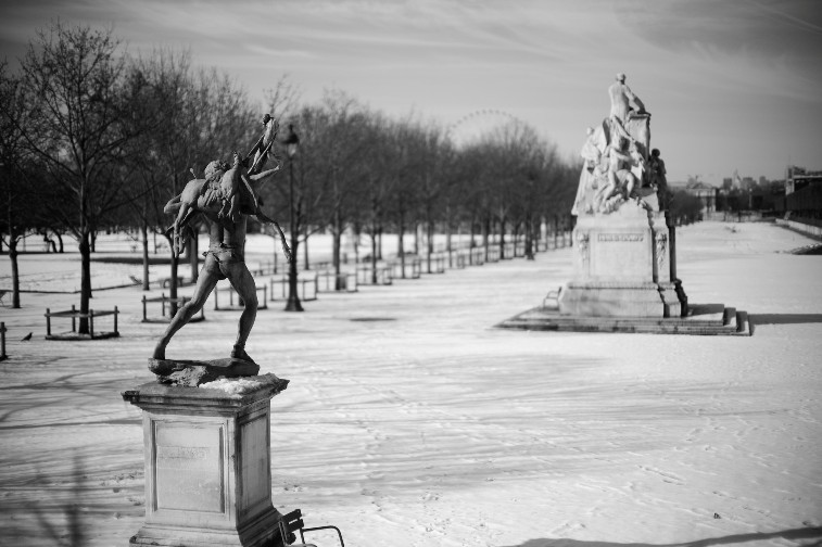 ジェリー・ヤン　世界撮りっぷ　パリの初雪　雪のチュイルリー公園　雪景色のパリ