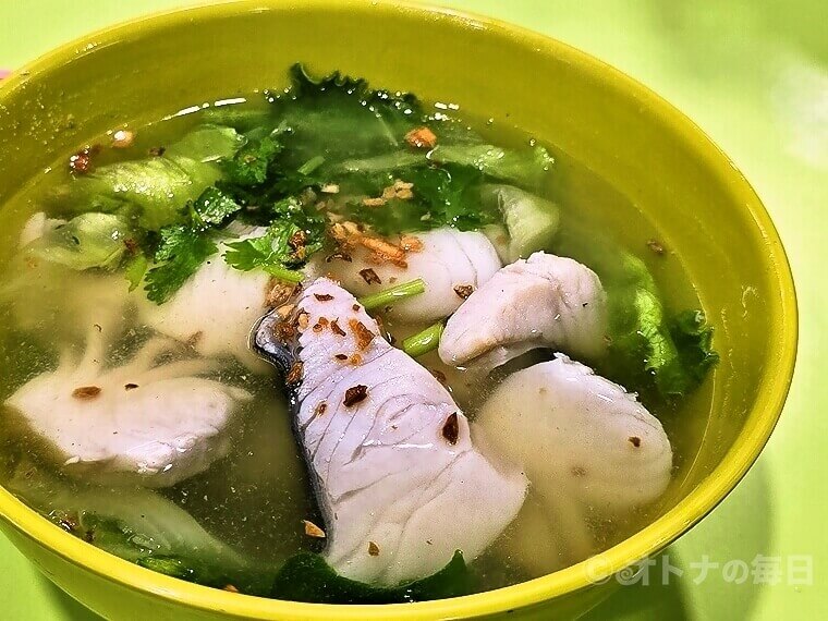 旅グルメ　シンガポール　漢記　魚のスープ