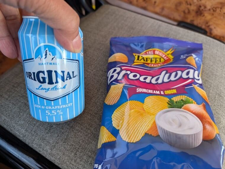 藤田久美子　海外旅行　フィンランド　アルコール　ロングドリンク