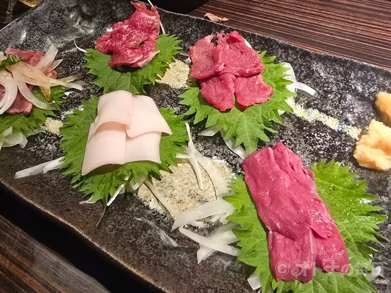 恵比寿 馬肉 馬肉屋たけし 焼肉 ドロンズ