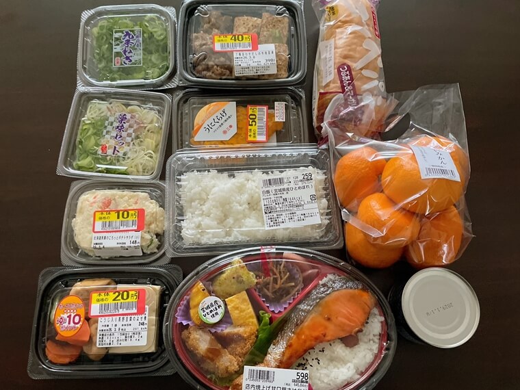 食い意地日記　サミット　弁当　神保町グルメ