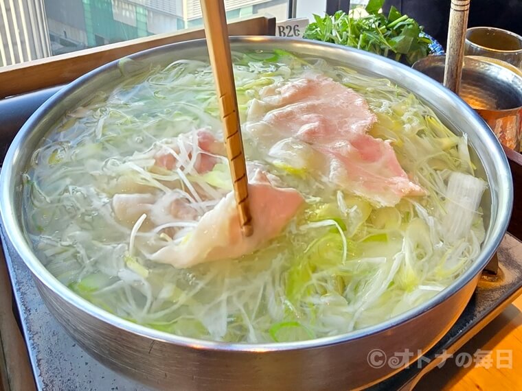 銀座　羅豚　今日のランチ　黒豚しゃぶしゃぶ