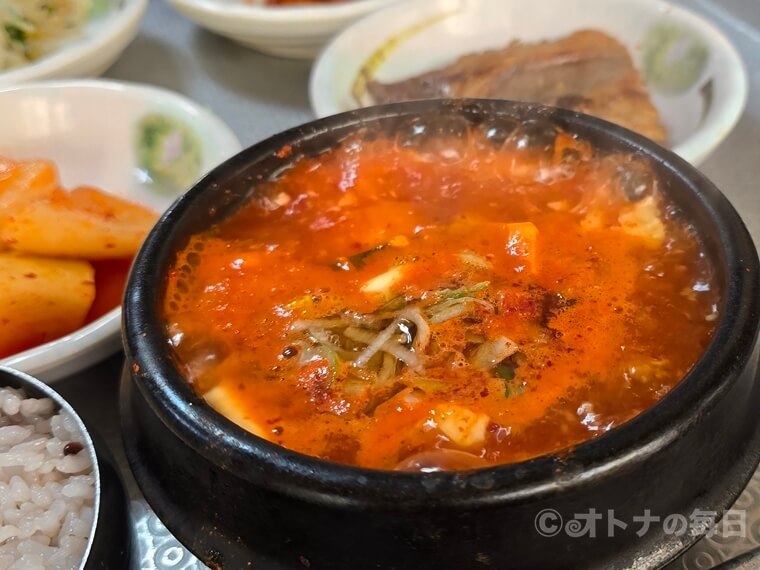 韓国グルメ 소담집  ソダムチプ 鐘路3街 益善洞 定食