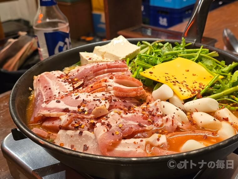 韓国グルメ ナムサント 南山ト IKKO 狎鴎亭ロデオ プデチゲ