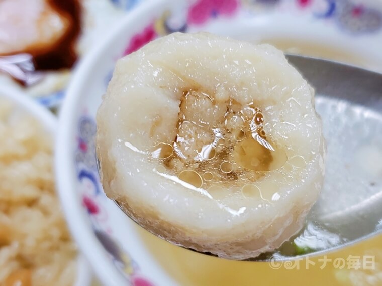 台湾グルメ 珠記大橋頭油飯 油飯 目玉焼き 朝食