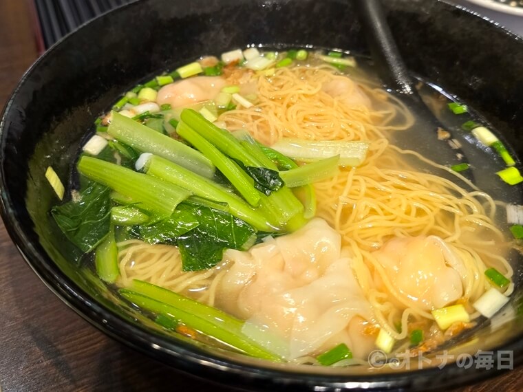 神保町 粤港美食 二号店 海老ワンタン麺 ランチ