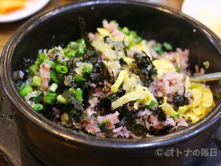 韓国グルメ　梨泰院　クルマウルナッチチョン　牡蠣　石焼ビビンバ