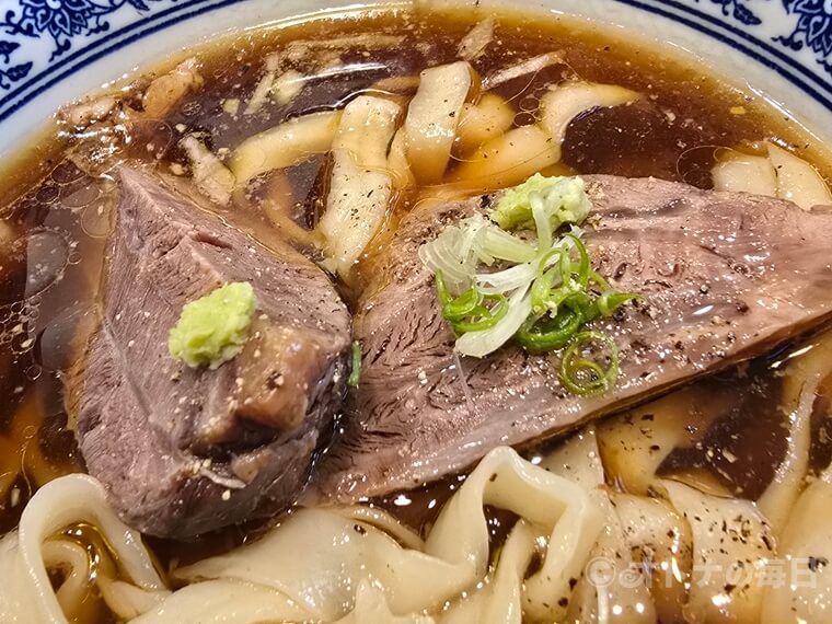 台湾グルメ 牛肉麺 江牛樓 迪化街 ミシュラン